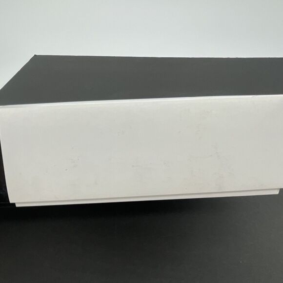 Barbie Mad Men Joan Holloway Silkstone Doll BFMC Gold Label 2010 Mattel NIB - Picture 15 of 15